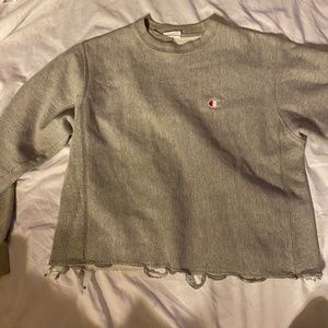 Cropped Champion Crewneck